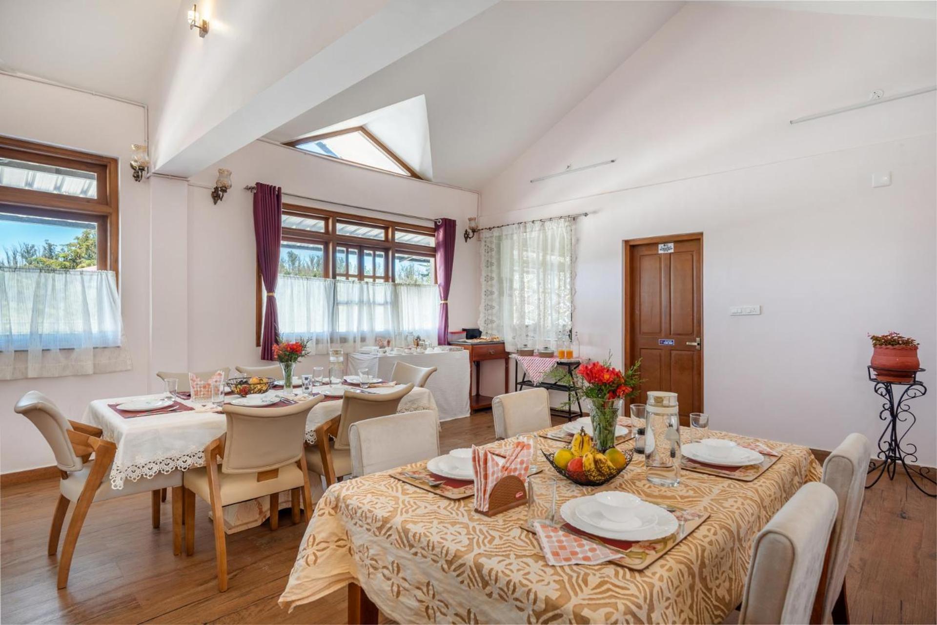 Stayvista At The West Wind 5Bhk Villa Ooty Comp Breakfast 外观 照片